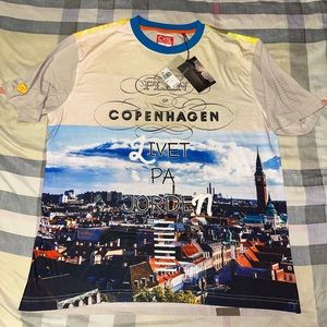 NWT: Men’s COPENHAGEN ‘Life at Ground Level’ Graphic Tee